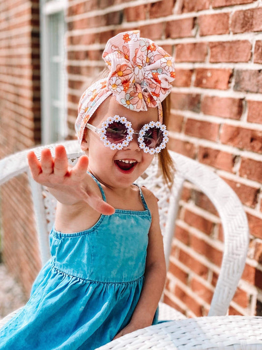 Colored Daisies | Magnolia Bow